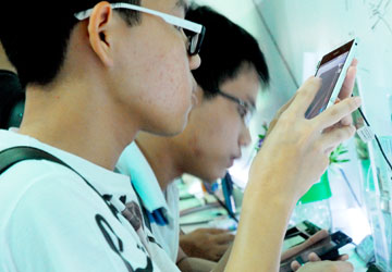 Hàng công nghệ lập lờ nguồn gốc